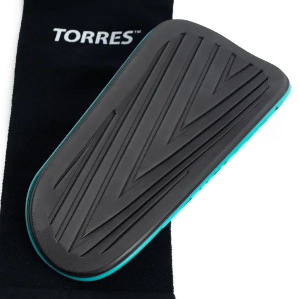 Щитки футбольные TORRES Pro за 1&nbsp;972 ₽ в Чите